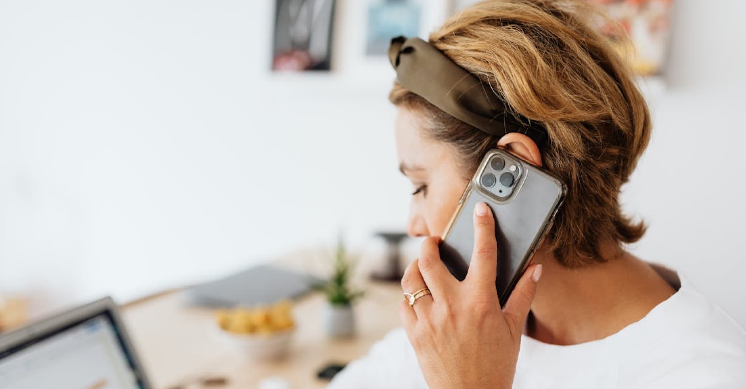 How to Call a Landlord in Spain as a Foreigner (Step-by-Step)